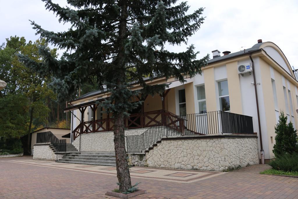 Hotel Lachowka Krepiec Esterno foto