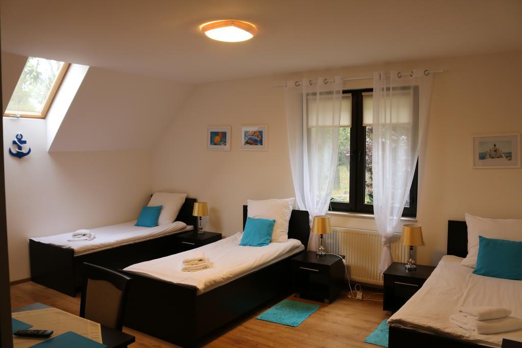 Hotel Lachowka Krepiec Esterno foto