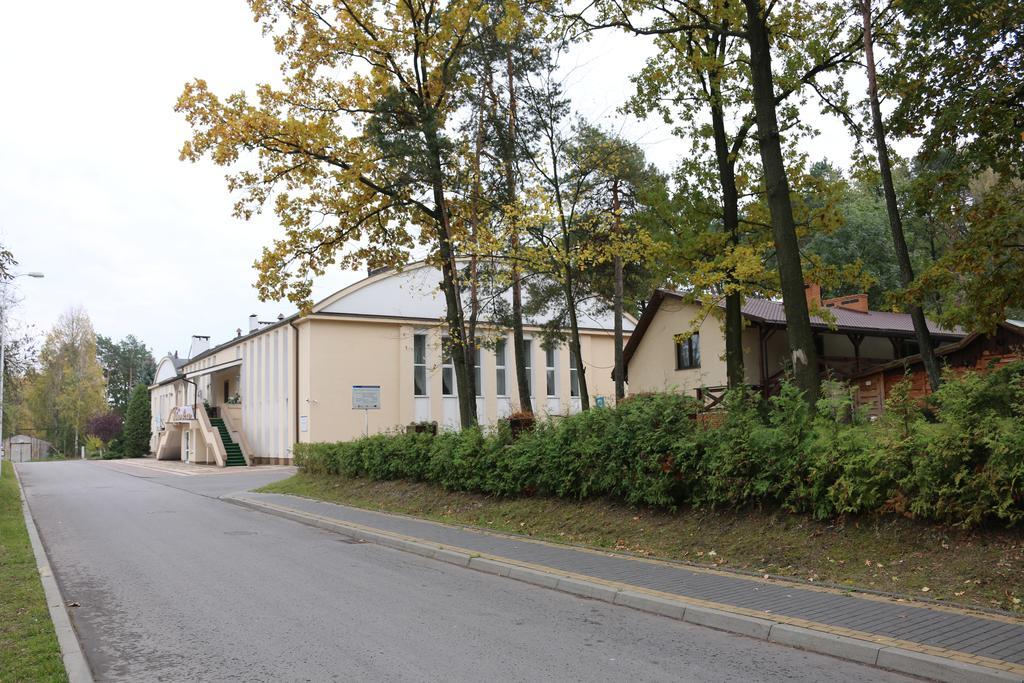 Hotel Lachowka Krepiec Esterno foto
